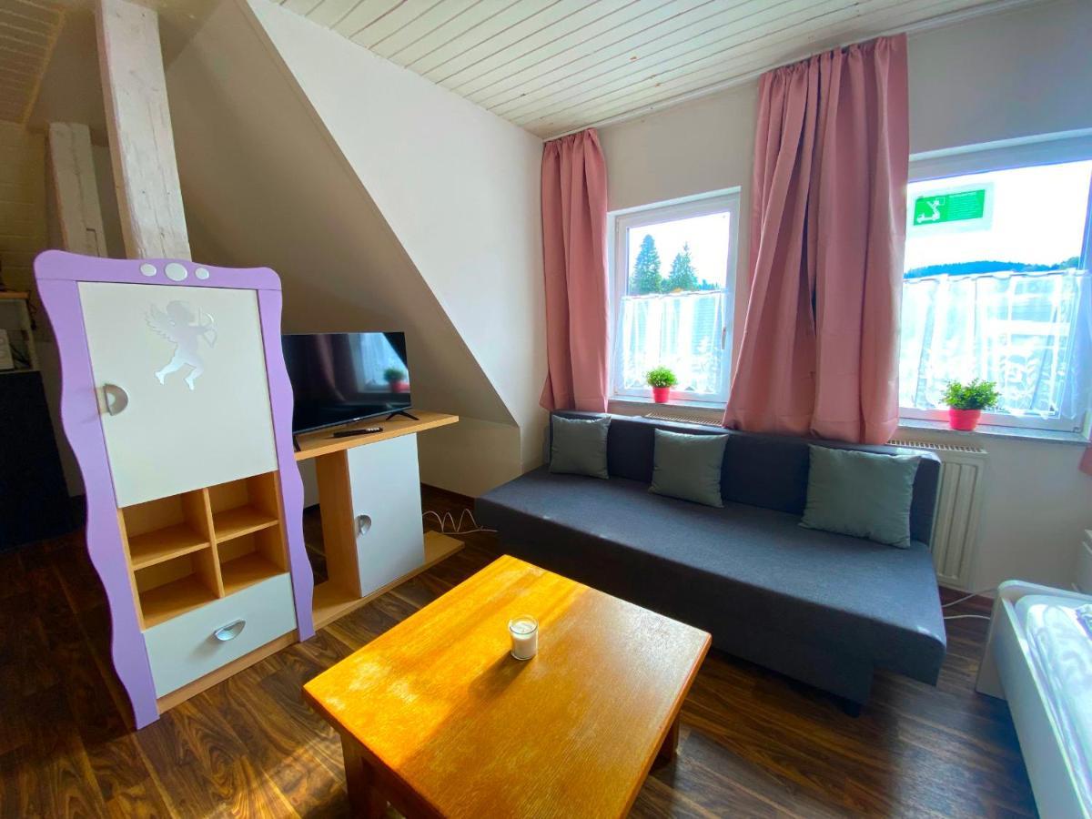 Ferienzimmer Apartment Fischach