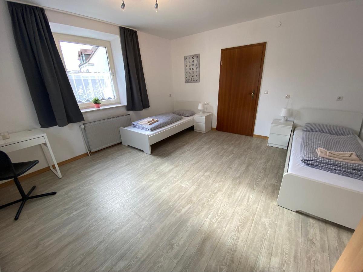 Apartment Ferienzimmer *